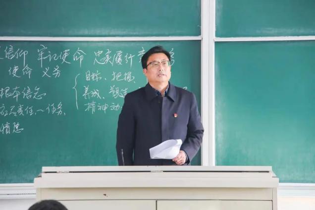 黨校舉辦2021年下半年黨員發(fā)展對(duì)象培訓(xùn)班