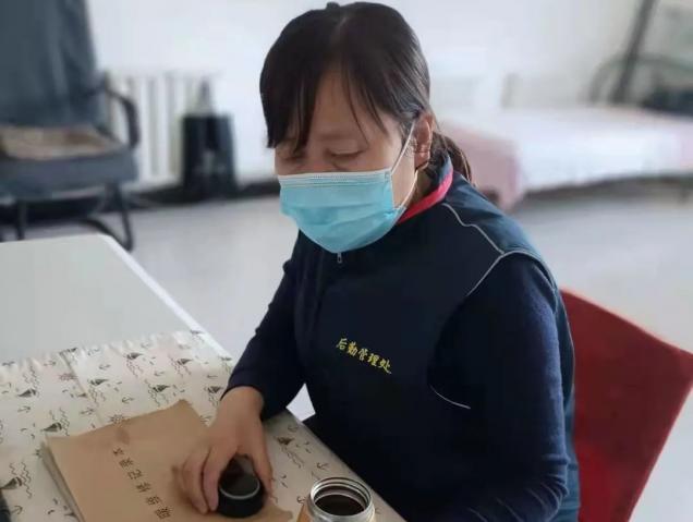 踐行英雄精神 爭做抗疫先鋒|公寓管理中心全力筑牢疫情防控“安全網(wǎng)”
