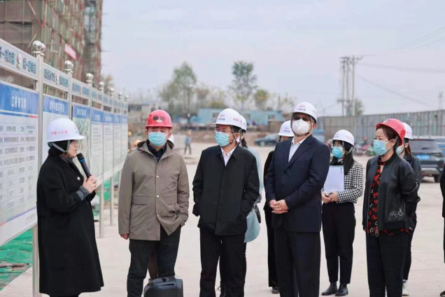 深化校政企合作 共育產(chǎn)業(yè)人才——我校與古塔區(qū)人民政府、數(shù)字城入駐企業(yè)簽訂三方框架協(xié)議