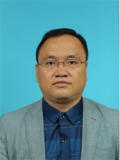  省教學名師、教授：魯俊華