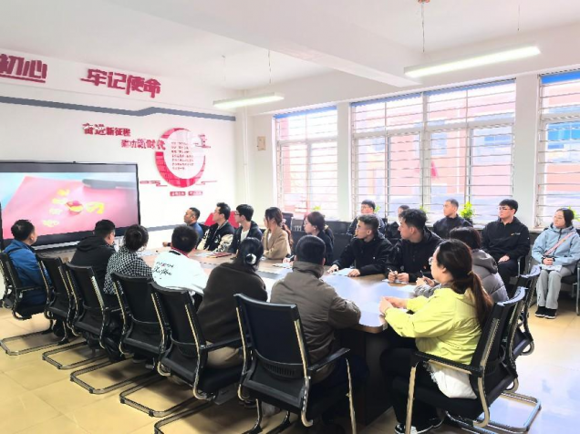 電氣與智能控制學(xué)院直屬黨支部通過主題黨日活動 組織全體黨員觀看學(xué)習(xí)李清學(xué)同志先進事跡